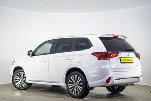 Внедорожник Mitsubishi Outlander 2022 года, 2799000 рублей, Оренбург