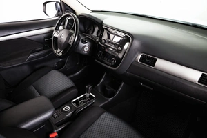 Внедорожник Mitsubishi Outlander 2015 года, 1699000 рублей, Пермь