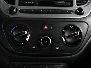 Седан Hyundai Solaris 2019 года, 1319000 рублей, Аксай