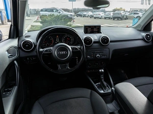 Хетчбэк Audi A1 2012 года, 1098000 рублей, Краснодар
