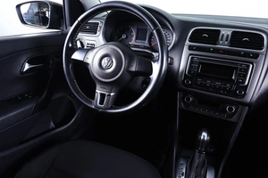 Седан Volkswagen Polo 2015 года, 899000 рублей, Пермь