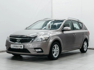 Универсал Kia Ceed 2011 года, 690000 рублей, Красноярск