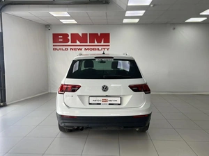 Внедорожник Volkswagen Tiguan 2018 года, 2420000 рублей, Смоленск