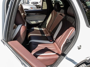 Внедорожник Geely Monjaro 2023 года, 2720000 рублей, Краснодар