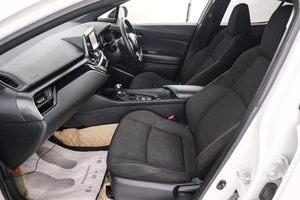 Внедорожник Toyota C-HR 2019 года, 2099000 рублей, Красноярск