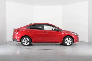 Седан Hyundai Solaris 2024 года, 2100000 рублей, Брянск