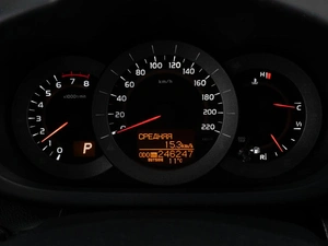 Внедорожник Toyota RAV4 2011 года, 1649000 рублей, Тюмень