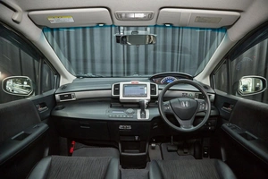 Минивэн Honda Freed 2015 года, 997000 рублей, Красноярск