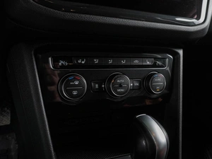 Внедорожник Volkswagen Tiguan 2019 года, 2399000 рублей, Воронеж