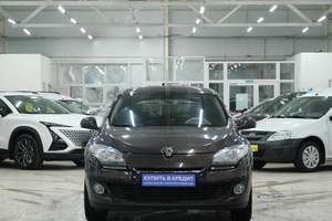Хетчбэк Renault Megane 2013 года, 729000 рублей, Омск