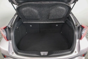 Внедорожник Toyota C-HR 2018 года, 1949000 рублей, Пермь