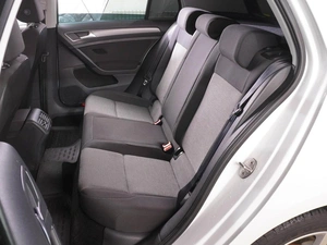 Хетчбэк Volkswagen Golf 2013 года, 1484000 рублей, Воронеж