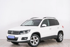 Внедорожник Volkswagen Tiguan 2012 года, 1099000 рублей, Красноярск