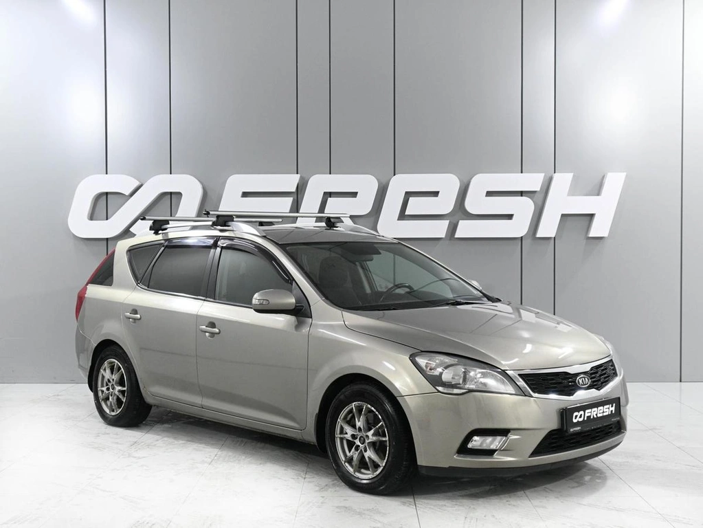 Хетчбэк Kia Ceed 2010 года, 879000 рублей, Ростов-на-Дону