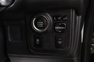 Минивэн Toyota Wish 2012 года, 1379000 рублей, Новокузнецк