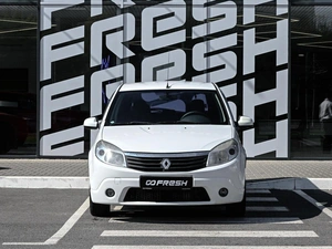 Хетчбэк Renault Sandero 2012 года, 699000 рублей, Волгоград