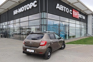 Хэтчбек Renault Sandero 2018 года, 1060000 рублей, Мирное