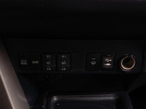 Внедорожник Toyota RAV4 2014 года, 2500000 рублей, Тюмень
