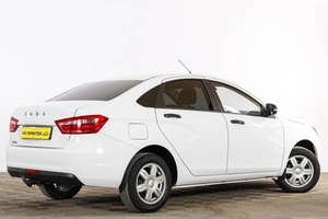 Седан ВАЗ (LADA) Vesta 2019 года, 989000 рублей, Тюмень