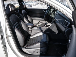 Седан Kia Optima 2017 года, 1990000 рублей, Краснодар