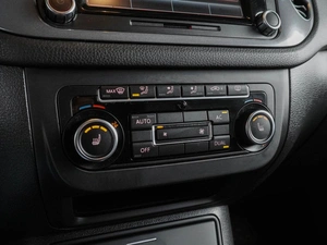 Внедорожник Volkswagen Tiguan 2011 года, 1149000 рублей, Воронеж