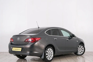 Седан Opel Astra 2013 года, 789000 рублей, Красноярск