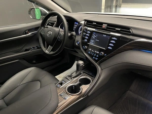 Седан Toyota Camry 2020 года, 3400000 рублей, Красноярск