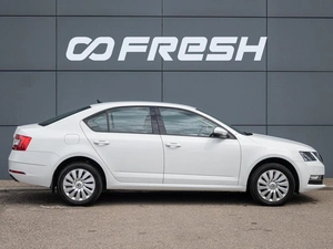 Лифтбек Skoda Octavia 2018 года, 1760000 рублей, Краснодар