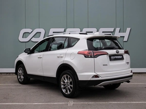 Внедорожник Toyota RAV4 2016 года, 2330000 рублей, Большой Сочи