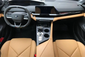 Лифтбек Changan UNI-V 2023 года, 2270000 рублей, Солонцы