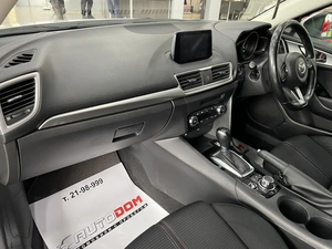 Седан Mazda Axela 2018 года, 1567000 рублей, Солонцы