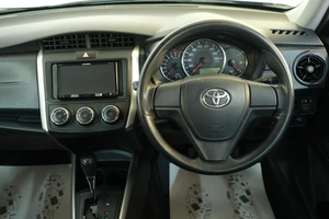 Универсал Toyota Corolla Fielder 2017 года, 1199000 рублей, Омск