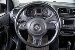 Седан Volkswagen Polo 2014 года, 1049000 рублей, Пермь