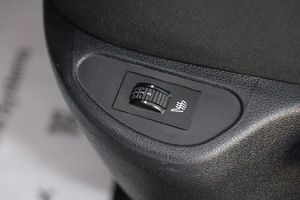 Хетчбэк Peugeot 308 2012 года, 649000 рублей, Омск