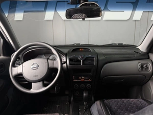 Седан Nissan Almera Classic 2011 года, 850000 рублей, Нижневартовск