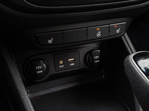 Седан Hyundai Solaris 2017 года, 1320000 рублей, Краснодар