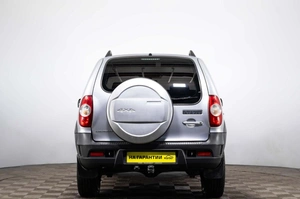 Внедорожник Chevrolet Niva 2017 года, 829000 рублей, Пермь