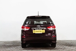 Минивэн Toyota Wish 2011 года, 1399000 рублей, Сургут