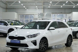 Хетчбэк Kia Ceed 2018 года, 1699000 рублей, Омск