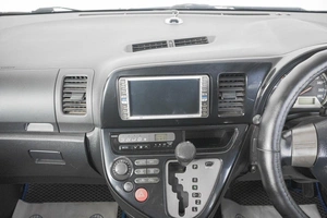 Минивэн Toyota Wish 2005 года, 769000 рублей, Кемерово