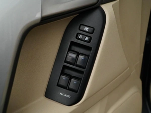 Внедорожник Toyota Land Cruiser Prado 2018 года, 4549050 рублей, Москва