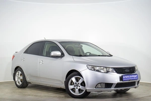 Хетчбэк Kia Cerato 2011 года, 849000 рублей, Оренбург