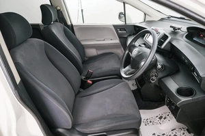 Минивэн Honda Freed 2009 года, 929000 рублей, Красноярск