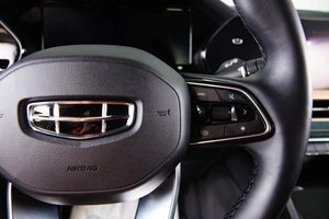 Внедорожник Geely Monjaro 2024 года, 3909000 рублей, Пермь