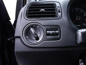 Седан Volkswagen Polo 2014 года, 890000 рублей, Красноярск