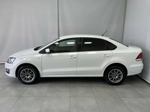 Седан Volkswagen Polo 2015 года, 845000 рублей, Красноярск