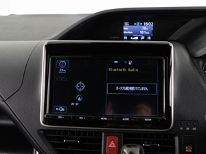 Минивэн Toyota Esquire 2018 года, 2457077 рублей, Москва