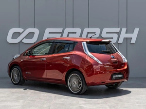 Хетчбэк Nissan Leaf 2011 года, 1000000 рублей, Краснодар