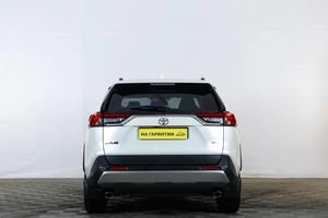 Внедорожник Toyota RAV4 2020 года, 4119000 рублей, Тюмень