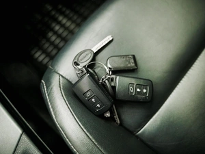 Внедорожник Toyota RAV4 2016 года, 2350000 рублей, Красноярск